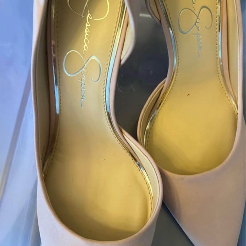 Jessica Simpson Tan Heels Elegant Design